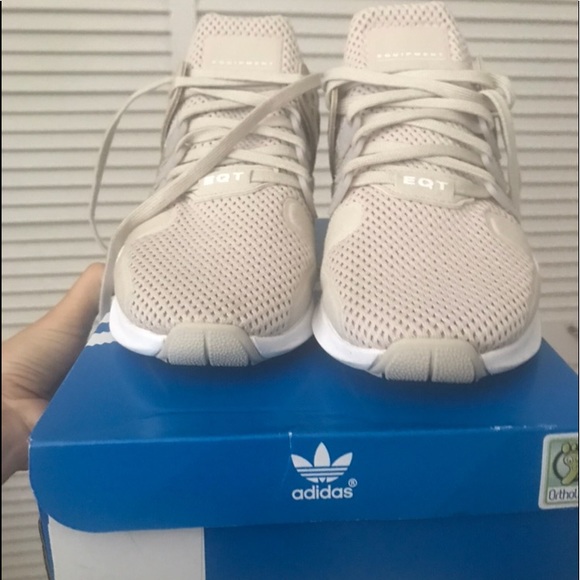 Adidas shoes - Picture 3 of 4